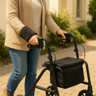 Zubehör für Gehhilfen: Rollator mit Tasche und Handbremsen für sicheren Halt und mehr Komfort im Alltag