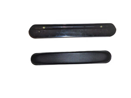 Ersatzteil AT52301 für Ultraleicht Rollstuhl – schwarze Armlehnenauflage/Abdeckung als Ersatzteil