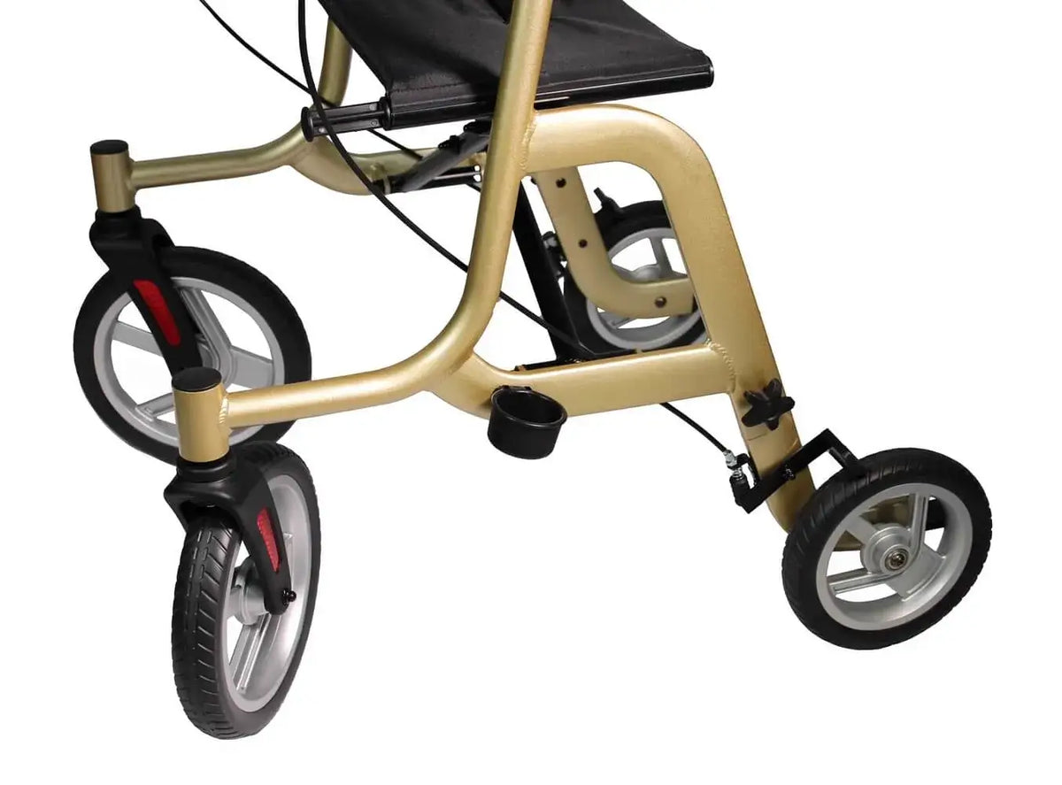 Aluminium Rollator in Gold mit Sitz und Softrädern, leichter stabiler Gehwagen für innen und außen