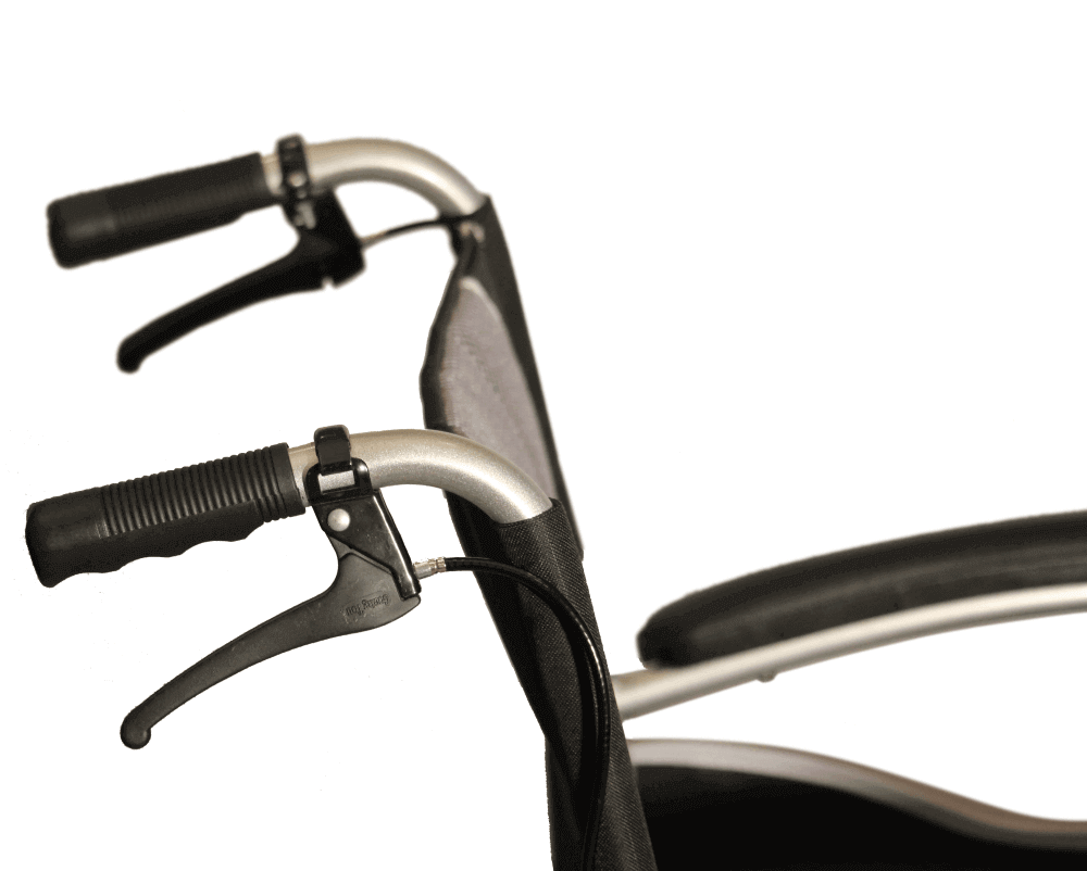 Ultraleichter Rollstuhl aus Aluminium – Detailansicht der Schiebegriffe mit Handbremsen, faltbar und stabil