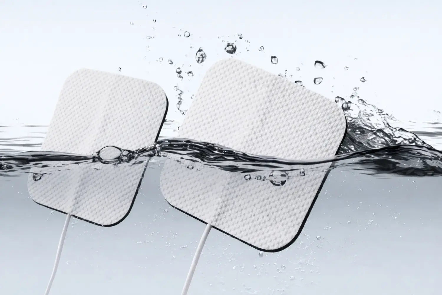 TENS EMS Gerät Elektrodenpads wasserdicht, selbstklebend, für Dual-Kanal Anwendung und 50 Programme – Zubehör für Muskel- & Schmerztherapie