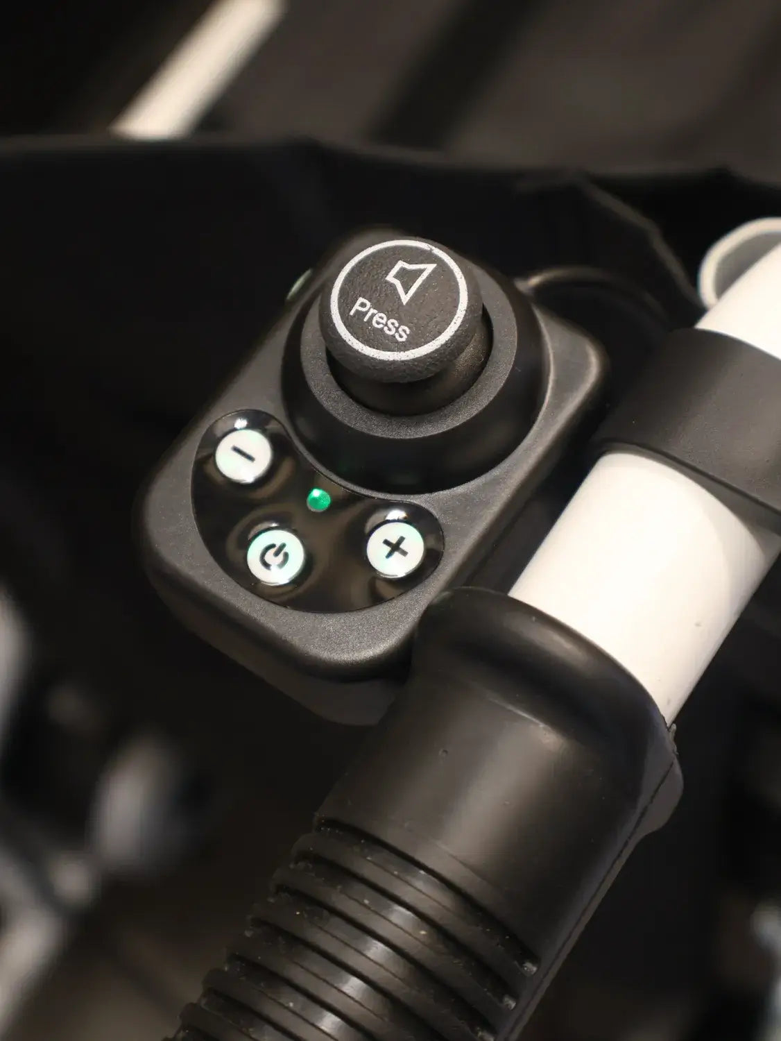 begleitsteuerung rollstuhl Hecksteuerung am Schiebegriff mit Joystick und Tasten, XLR/USB Anschluss Antar